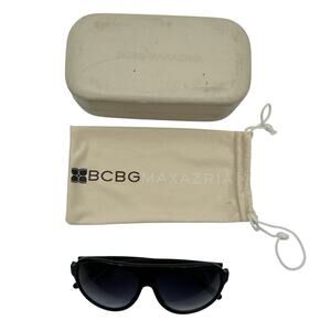 BCBG Maxazria Jessie Sunglasses Womens Black with Case Flat Top‎ Aviator